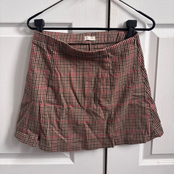 Brandy Melville mini skirt - Picture 1 of 2